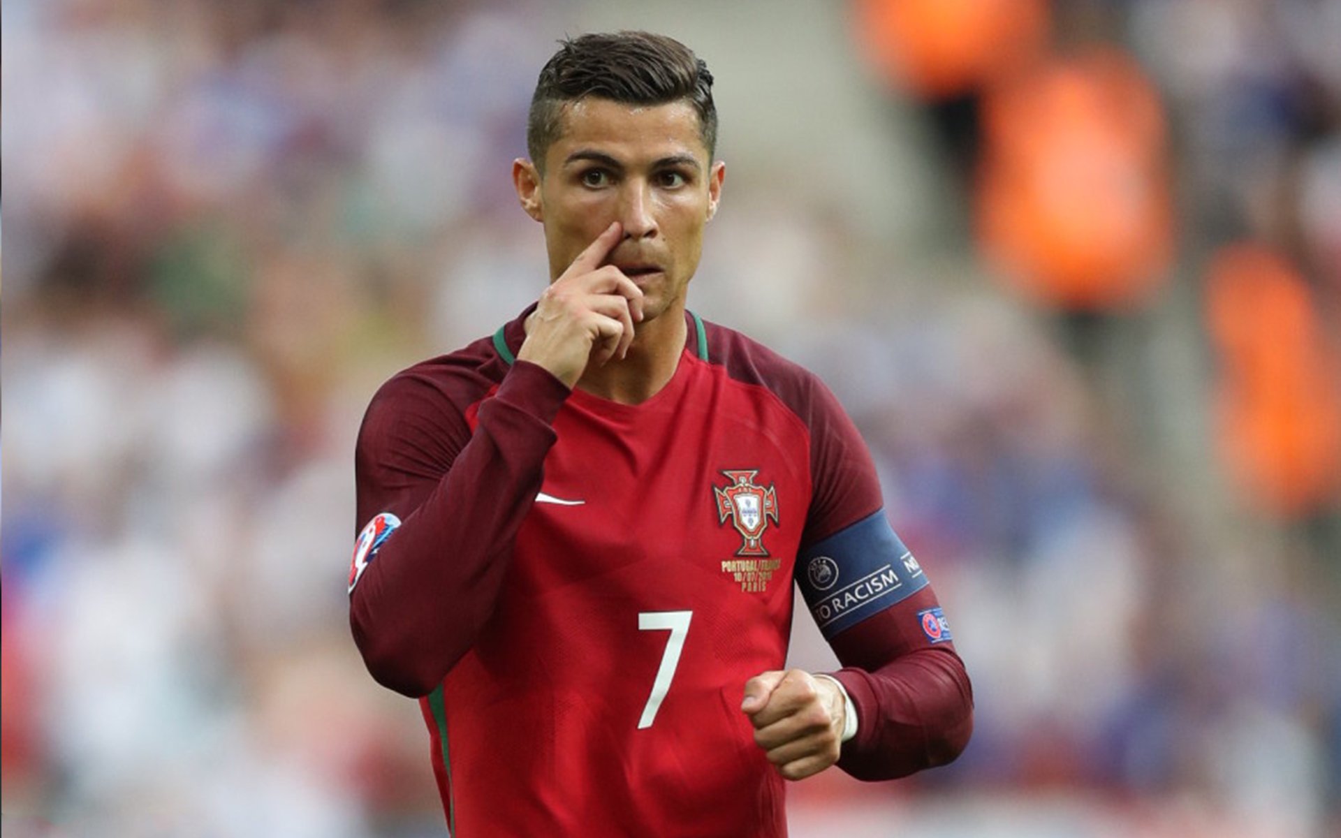 国足训练营引入体能数据监控,国足体能教练